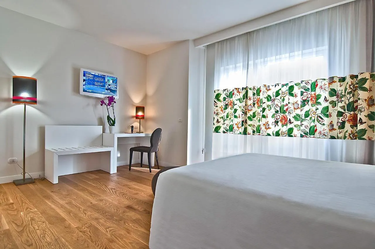 Dove Dormire nel Centro Italia: 5 Hotel per Chi Viaggia da Solo